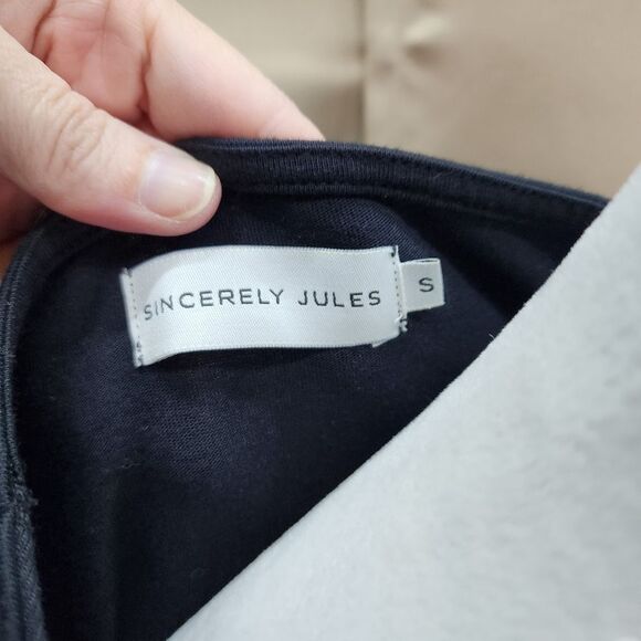 Sincerely Jules Black Grommet Lace Up Mini Shift Dress Size Small - Picture 8 of 9